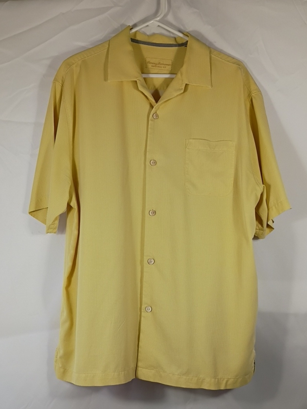 EUC Tommy Bahama Shirt Mens Sz Large Yellow Silk Hawaiian Button Down Camp Shirt